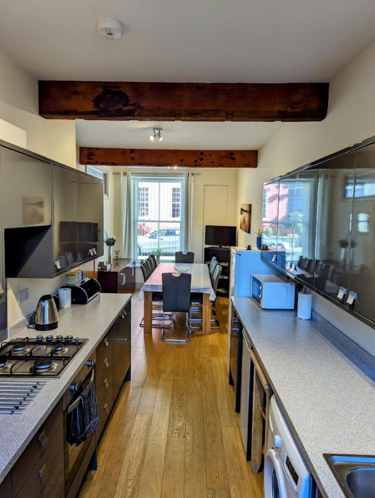 4 Bedroom House, Central Ulverston Eksteriør billede